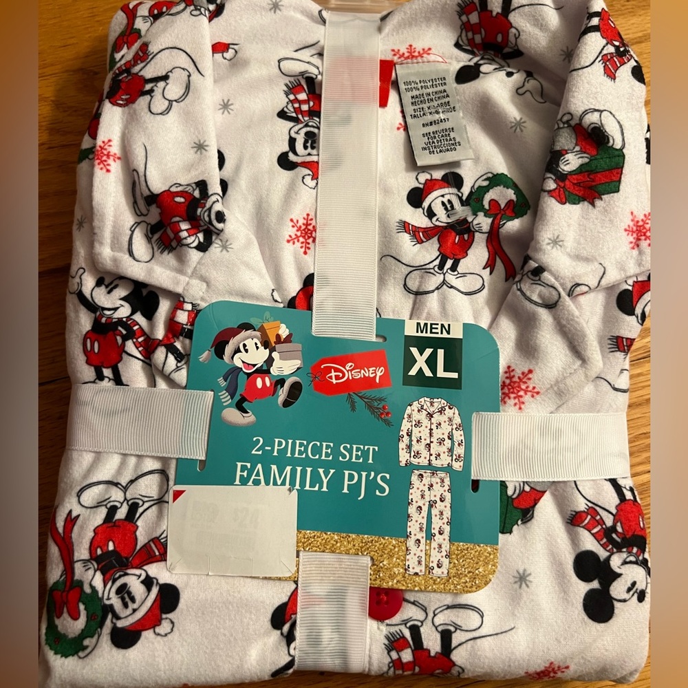 Men’s pajama Disney Mickey & Minnie set new